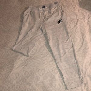 Nike joggers sweatpants